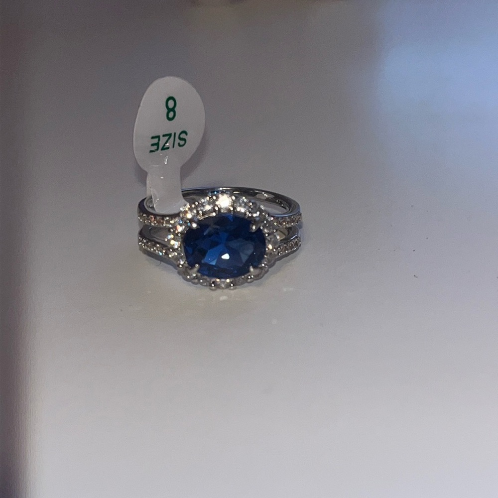 bomb party ring size 8